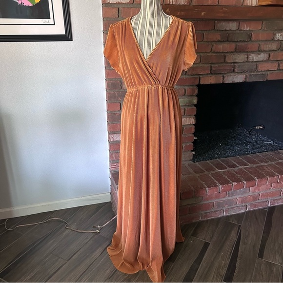 Baltic Born Athena Pleated Maxi Dress in Saffron Rust Sz M - Picture 2 of 8